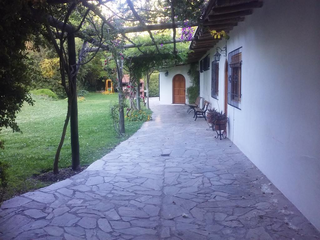 Posada Posta Benegas Godoy Cruz Exterior foto