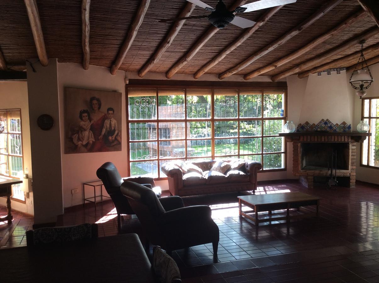 Posada Posta Benegas Godoy Cruz Exterior foto